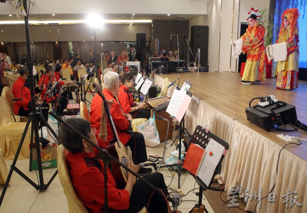 ★7月23日(三) 见报/星角摄|一夜折子戏 粤韵绕山城