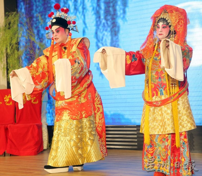 ★7月23日(三) 见报/星角摄|一夜折子戏 粤韵绕山城