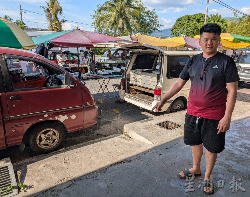 后廊第一花园夜市小贩投诉新规划要求保持原有摊位