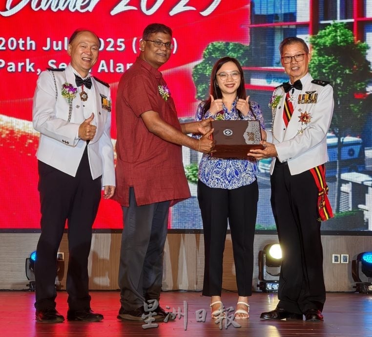 大都会：雪圣约翰救伤队“筹募总部建设基金晚宴”，救护车钥匙移交及由仙境集团捐赠的三层楼训练中心开幕仪