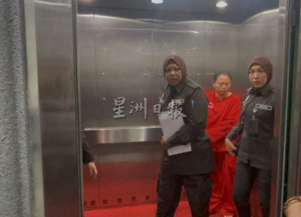 **即时国内**国：独家 | 涉收旅游团费后失踪 | 罗秀花1日内3庭面6控状 尚有8案排期