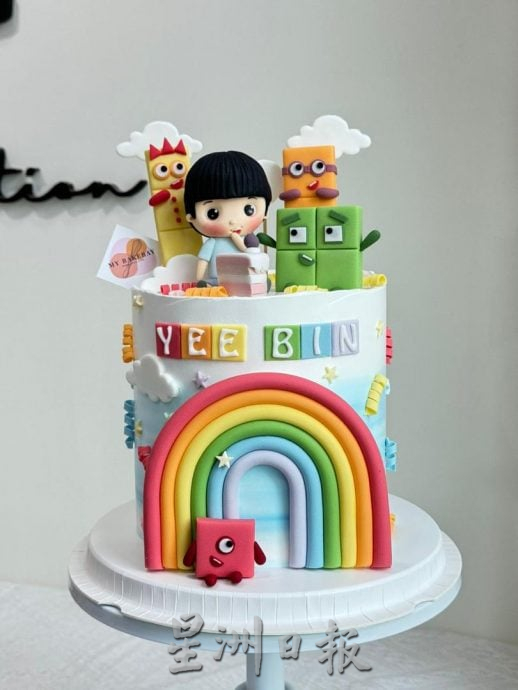 【暖势力】|“手残女子”蜕变翻糖蛋糕师  方嘉淇甜点填补人生裂缝