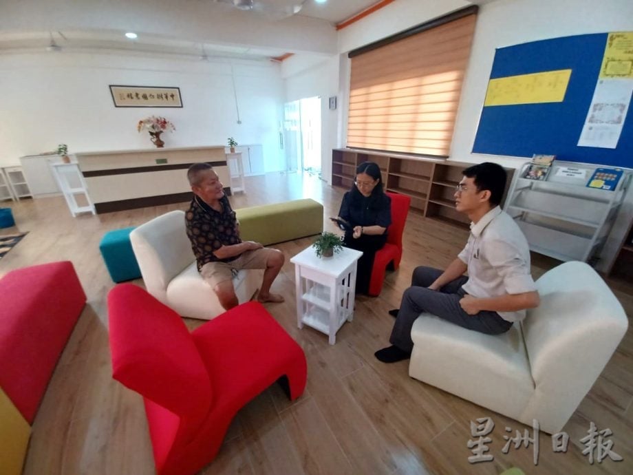 （版3头）大都会/班丹中华华小图书馆仅有2000本藏书，欢迎捐书