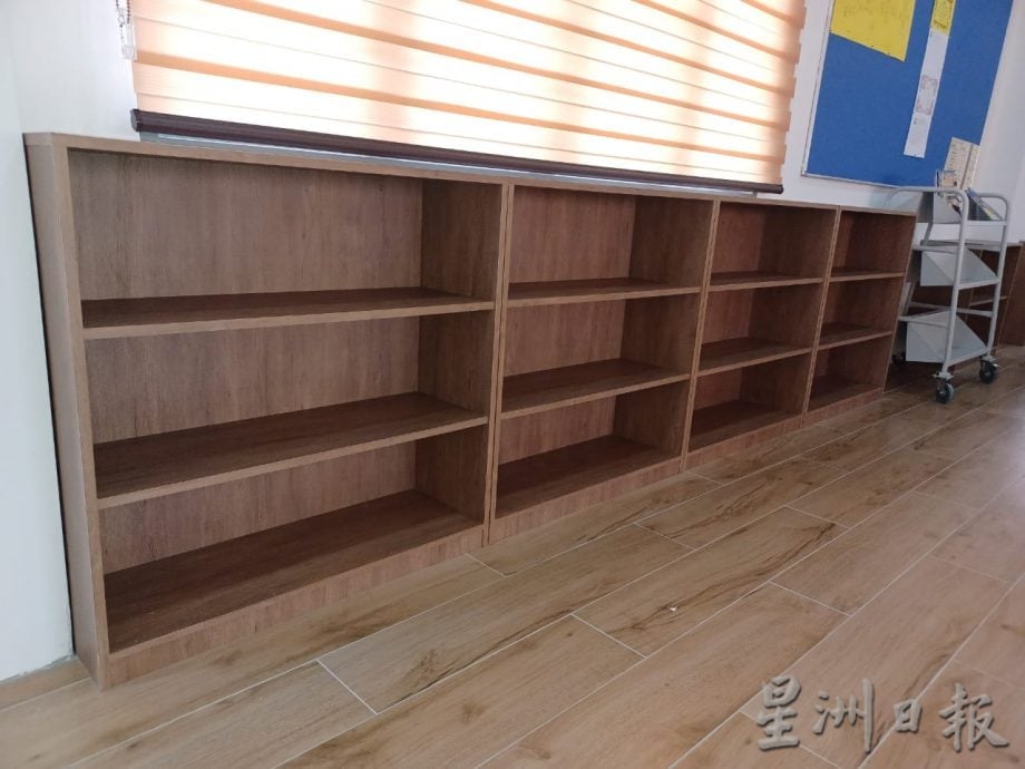 （版3头）大都会/班丹中华华小图书馆仅有2000本藏书，欢迎捐书