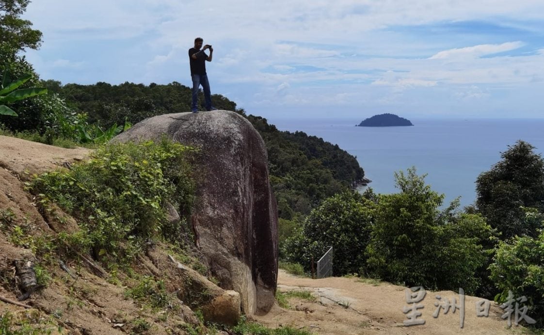 (25/7见报) 半岛心旅行 - 去一趟没有湖的“美湖” 