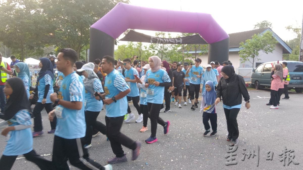 霹防止滥用毒品协会趣味跑 1200人参与展活力