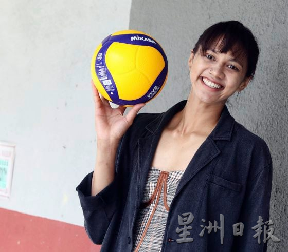 【排球少年,加油!/01】国际赛绩惨烈、比赛有限制、资源又匮乏,排球选手如何逆转困境?