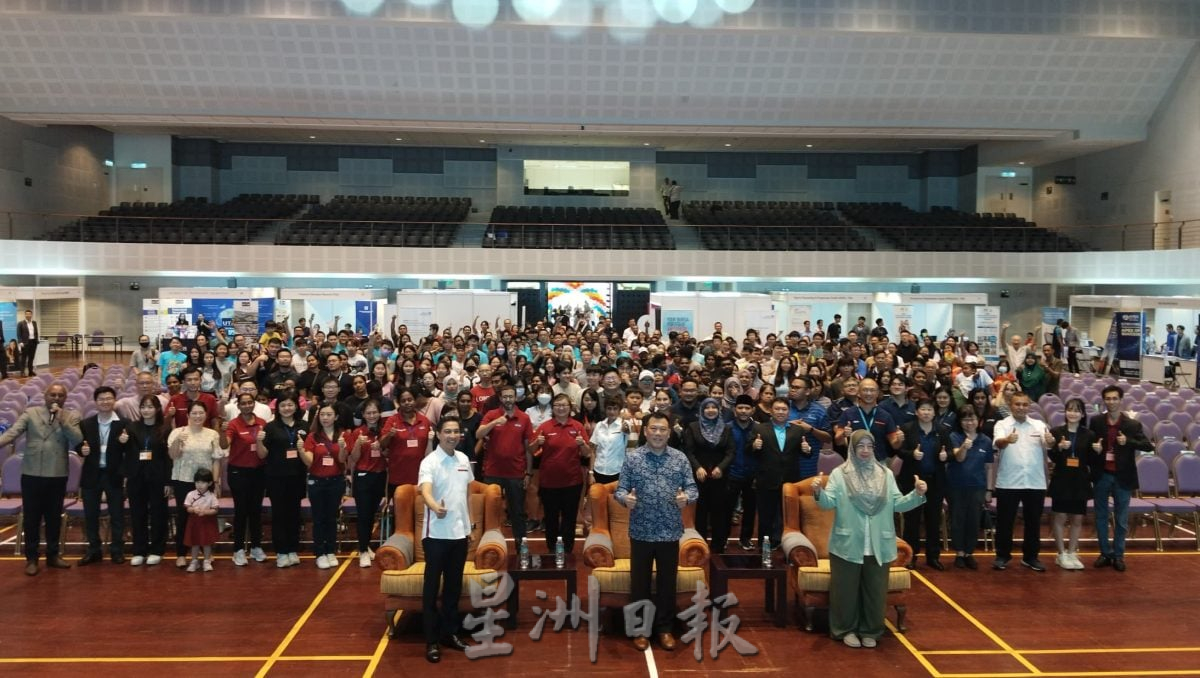 霹股票嘉年华优大热烈展开 提升公众金融投资知识