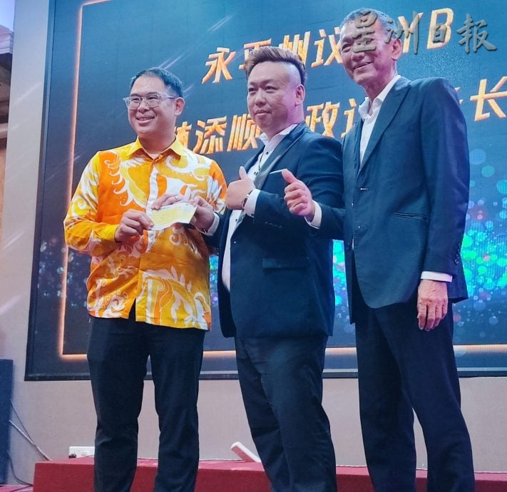 **已签发**柔:永平福州会馆四机构理事就职 600人出席道贺联欢