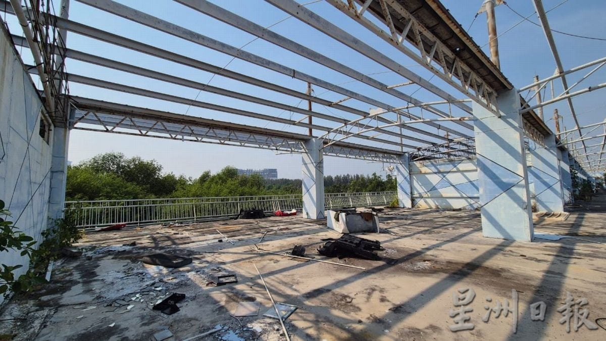 (古城第二版主文)The Jetty沦为“鬼城”