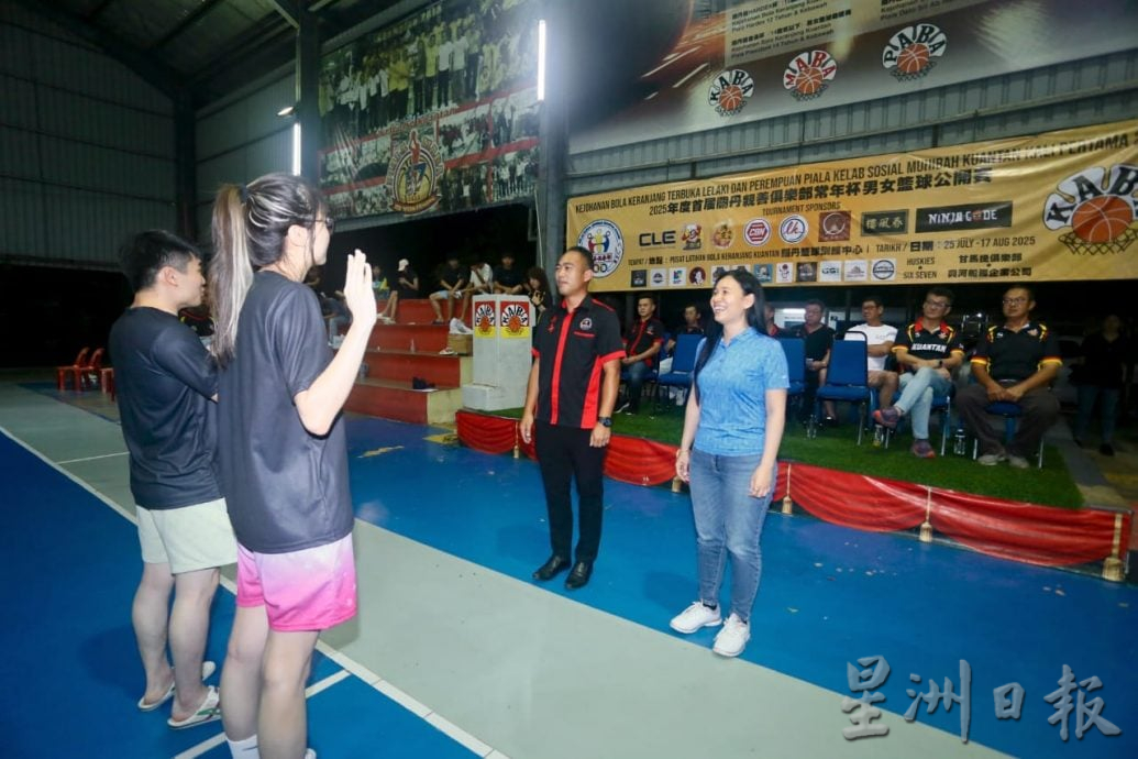 东:已签发:关丹华团联合会副会长郑春子呼吁篮运领导,能继续加紧培训新一批裁判