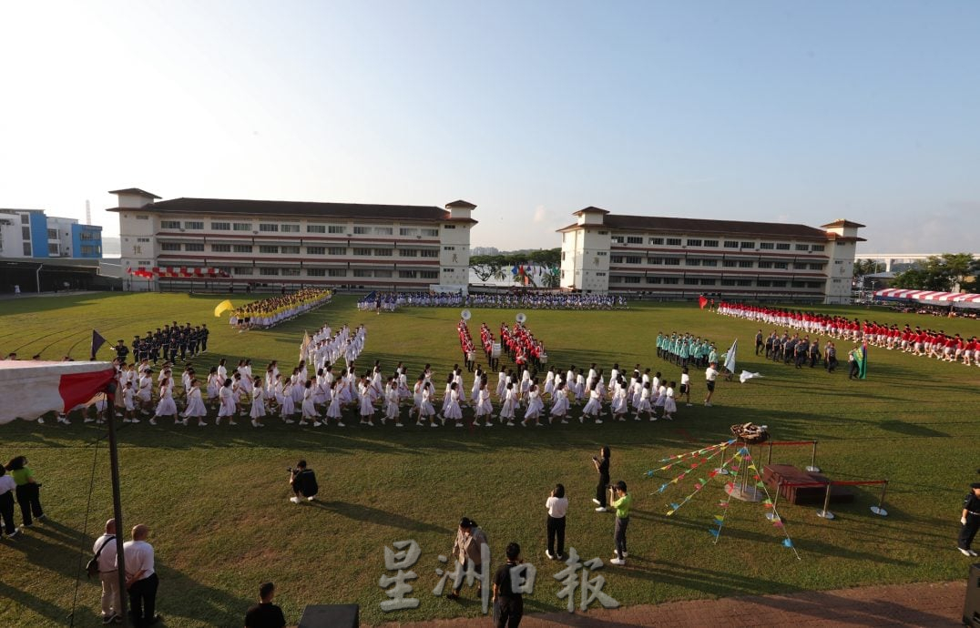 **已签发**柔:校园版头:宽中校庆运动会 | 三校并进展体育蓝图 董事长倡每年各自主办