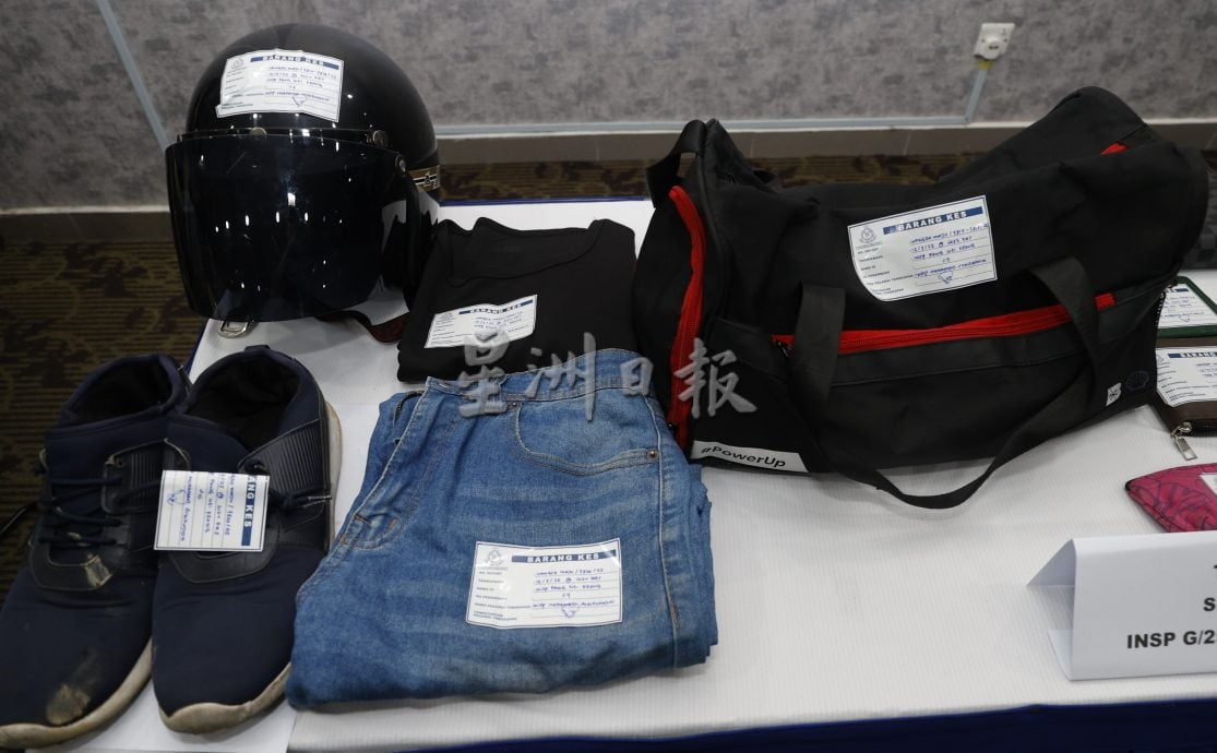 摩托车匪金三角攫夺外国游客落网·警提醒:低头用手机、警觉性低容易被抢