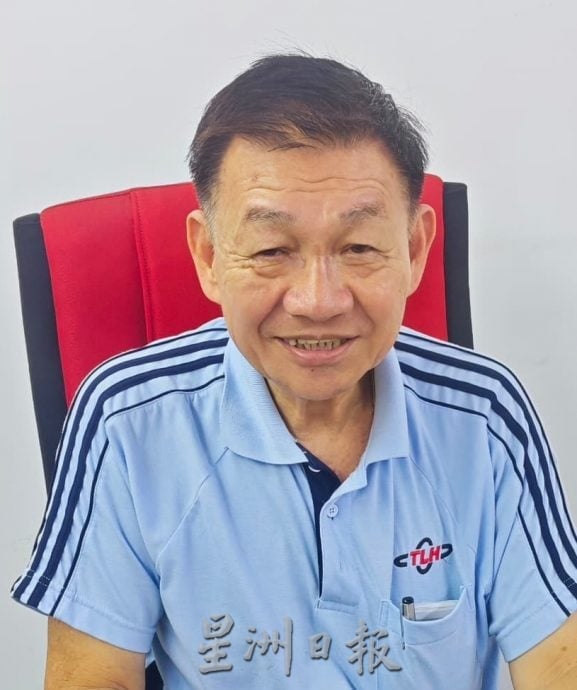 **已签发**柔:这些人,那些事〡从金属到塑料 车牌制造业的曾经与现在