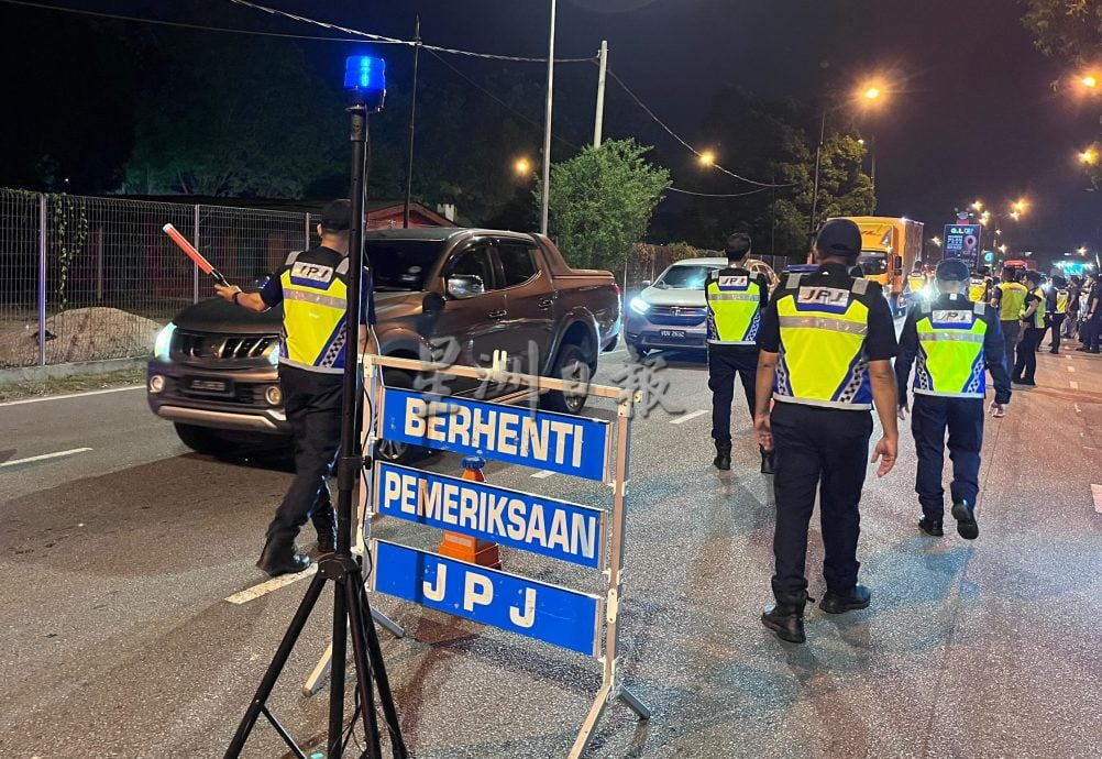 西蒂扎丽娜：强制系安全带措施实施至今，仍有巴士司机疏于提醒，不少乘客未能遵守规定