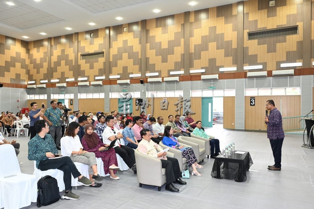 大都会/封面主文/万达镇丹绒路永久关闭/8图