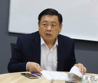 **即时国内**全国:5岁男童留校车内死亡 | 家属索偿不果,律师:8月入禀法庭起诉四造