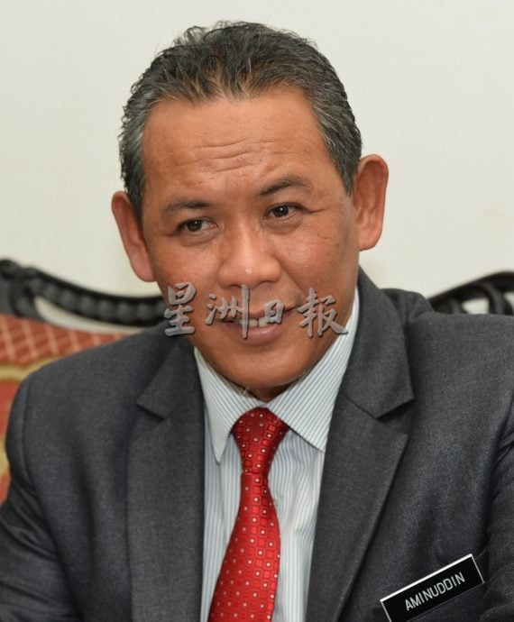 供星洲网:猖獗毛贼再掀道路铁盖偷电缆 阿敏努丁斥通讯公司互相推责罔安全危机