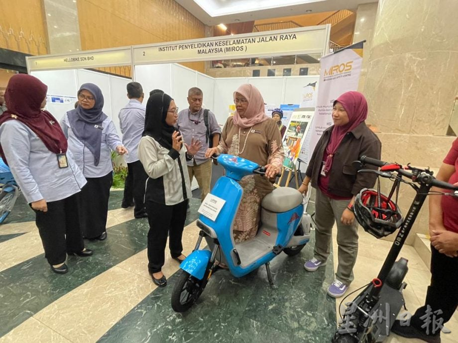 请签发-早报ME04-大都会/市长推介微型交通试点计划/4图