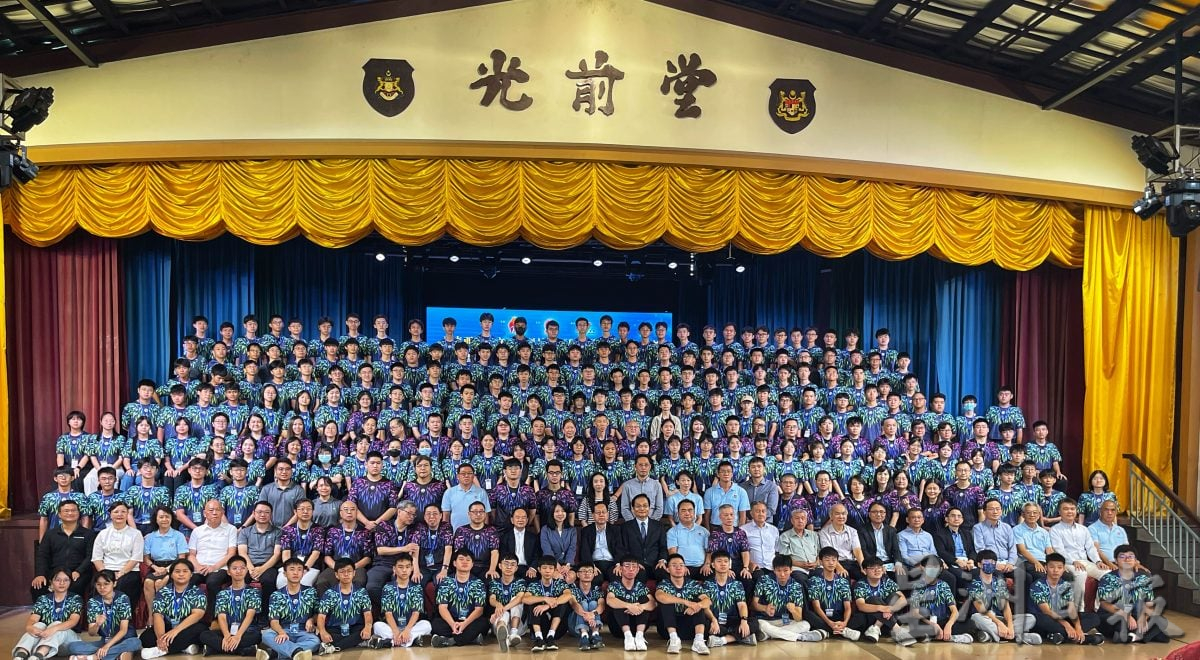 **教育**全国:全国独中科技营暨机器人竞赛〡今日中化开幕 20所独中182学生玩转新科技