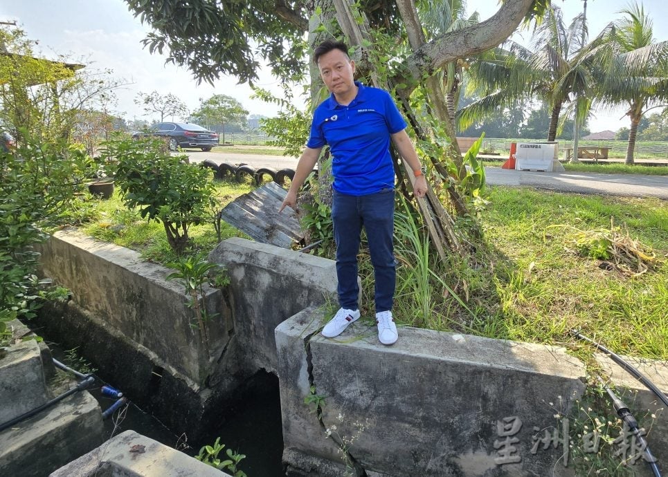 （古城版）大吉里望水闸旁小路现2公尺深坑