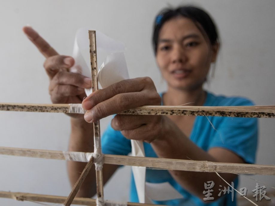 (4/8见报）星角摄/传统纸扎业逐渐走向夕阳