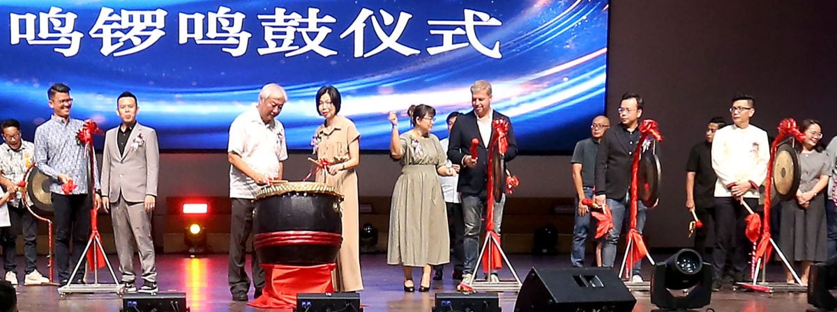 Tiger星洲华教义演筹款超标 翠林城华小感动言谢