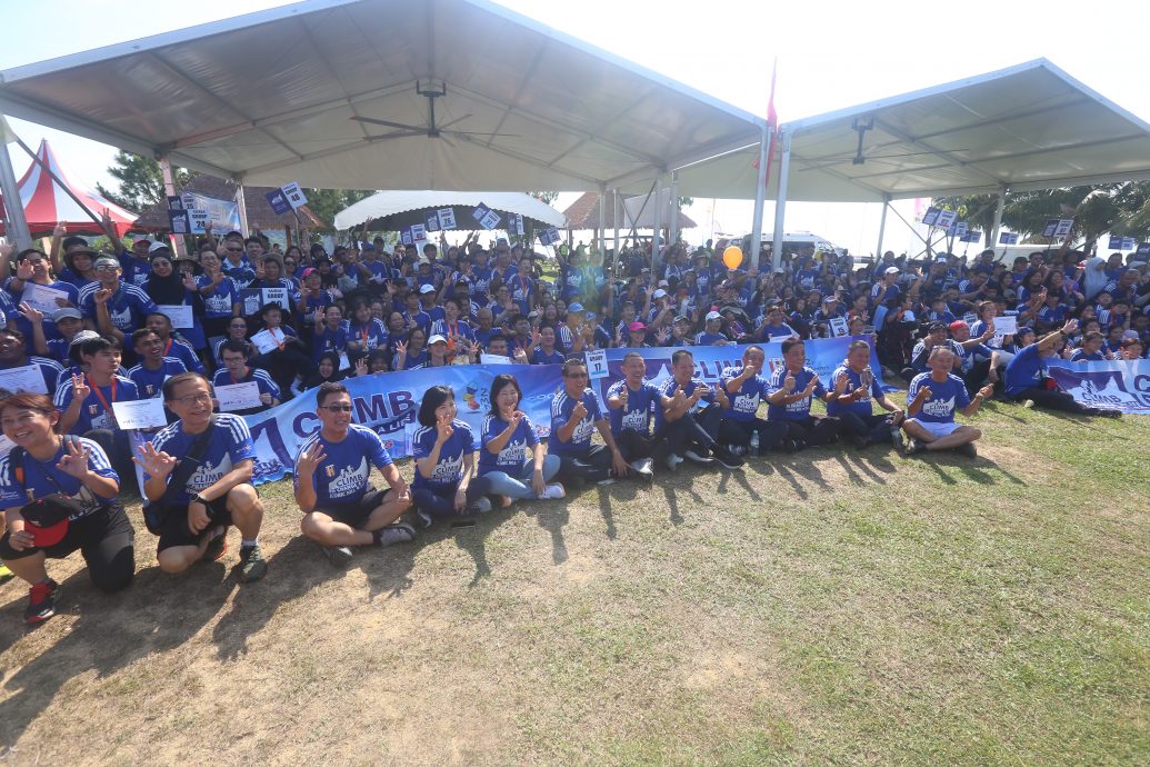 VIP文（大北马）600名志工陪60名障友登山  身影堪比秀丽风景 令人动容