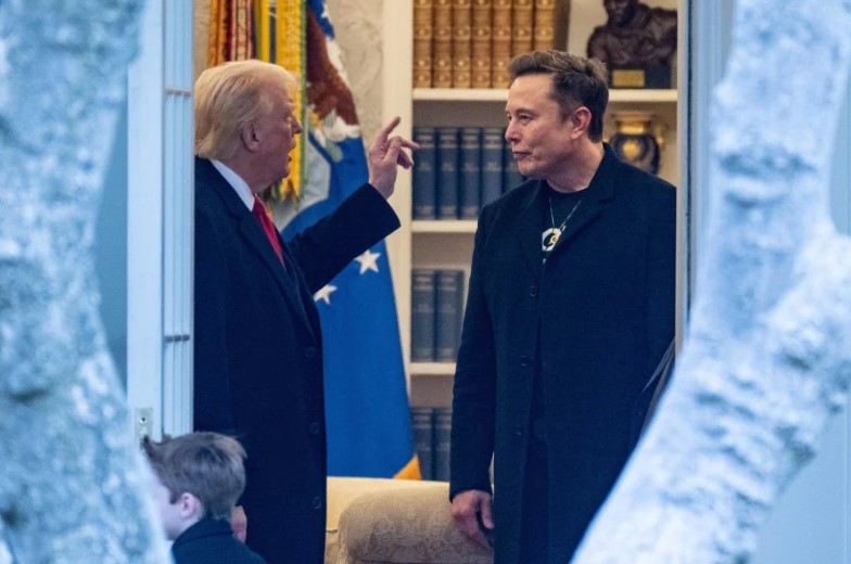 WSJ：华府正审查SpaceX与联邦政府机构的合约