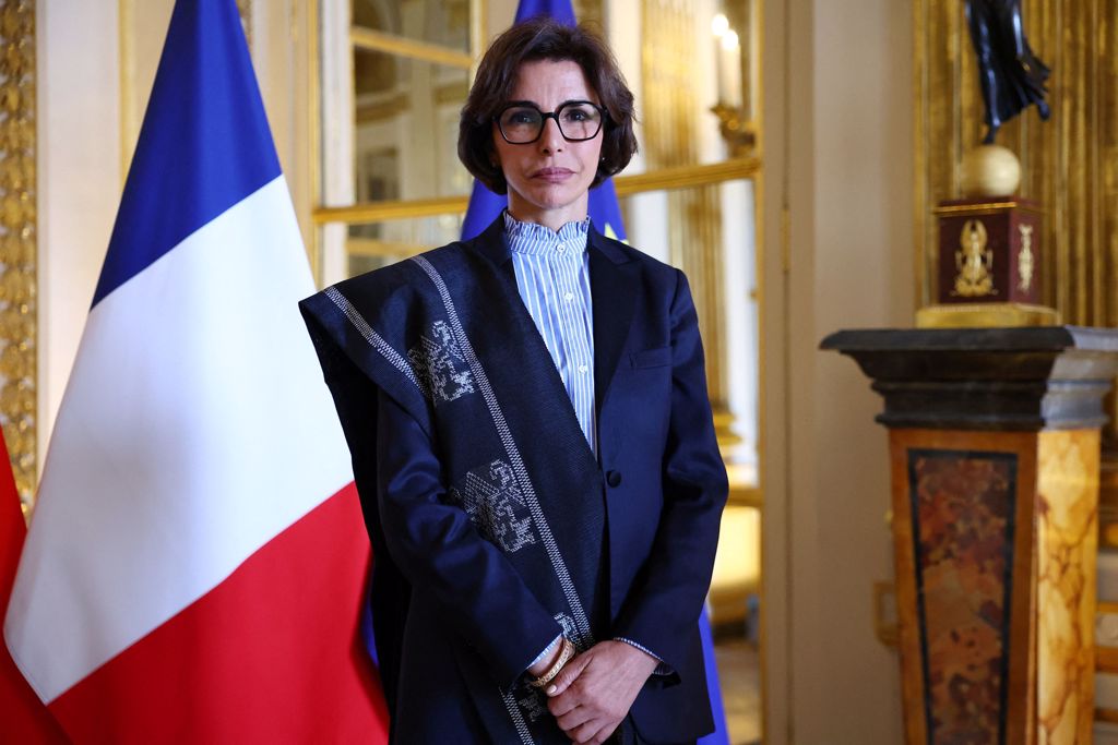 128年后重返故乡！法国归还马达加斯加国王与将领头骨