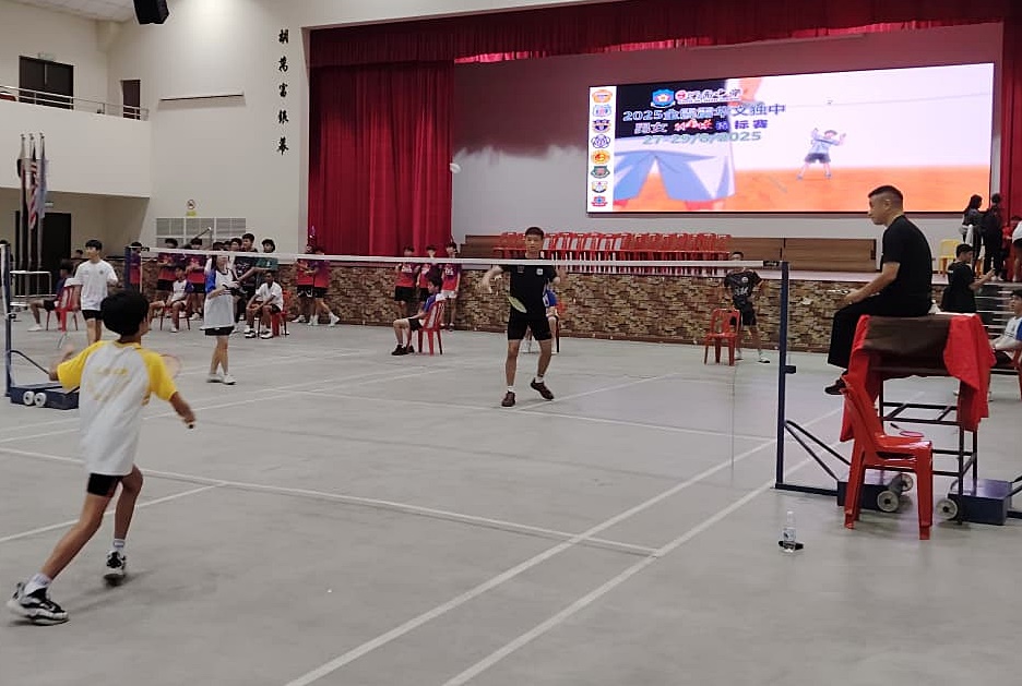 188选手齐聚深斋挥拍争锋　全霹独中羽赛揭幕