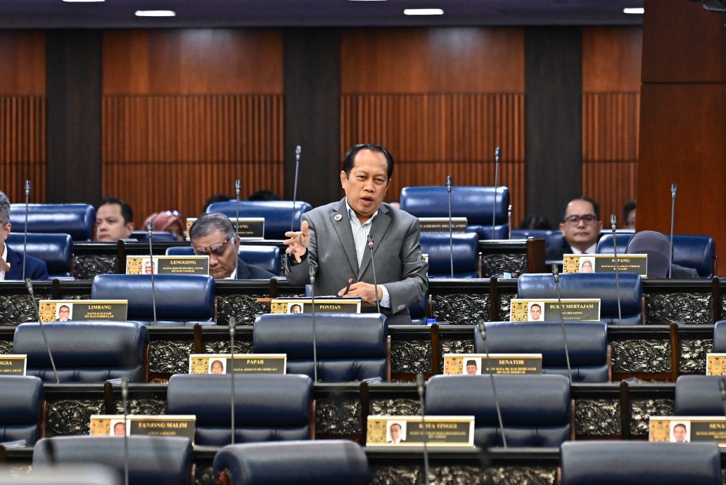 80.6%车祸是人为疏忽 阿末马斯兰:护栏非万能防撞墙