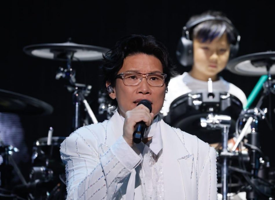 BIG FOUR隔12年合体开唱互亏 张卫健变身“黑悟空”被围攻