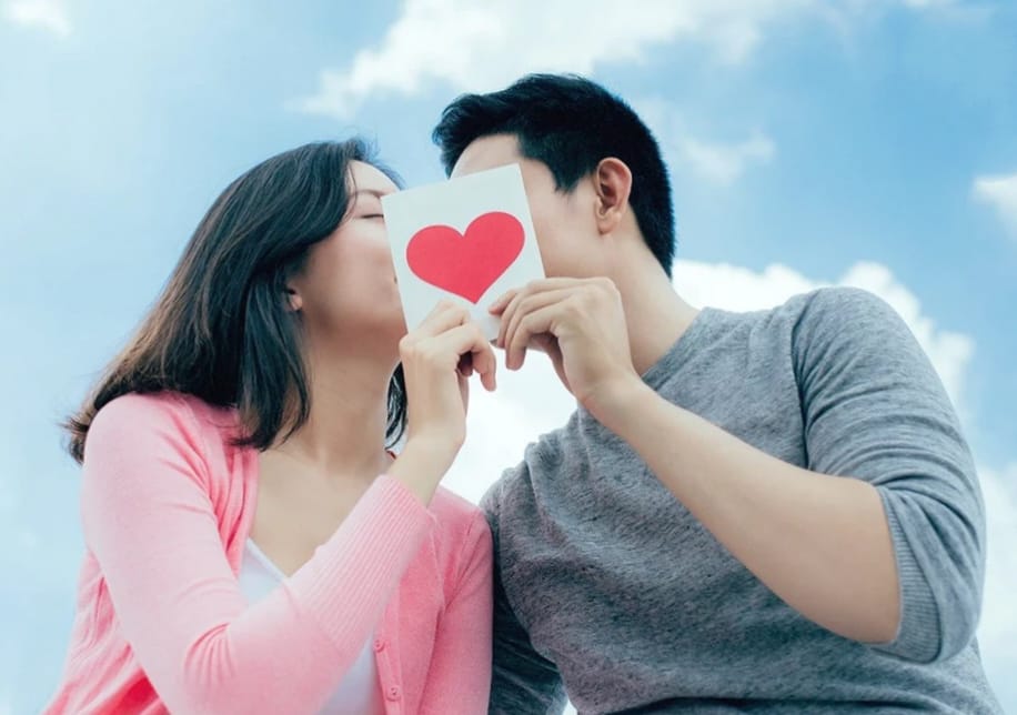 “月薪4千岂敢结婚！” 男子提问挨轰不懂爱情