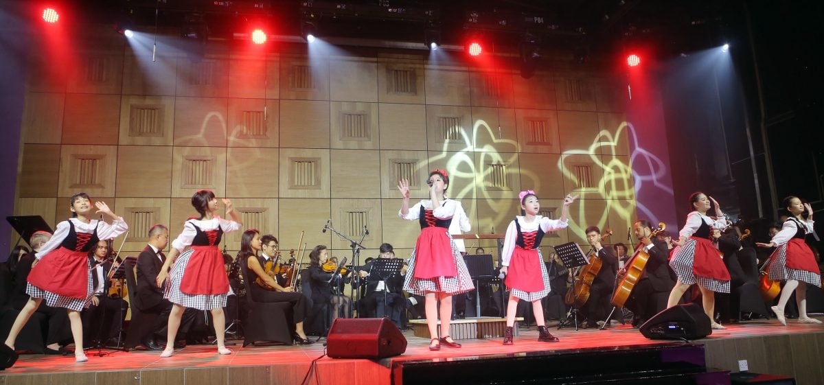 “赠予你我的.交响乐演唱会” 122人共谱音乐盛宴