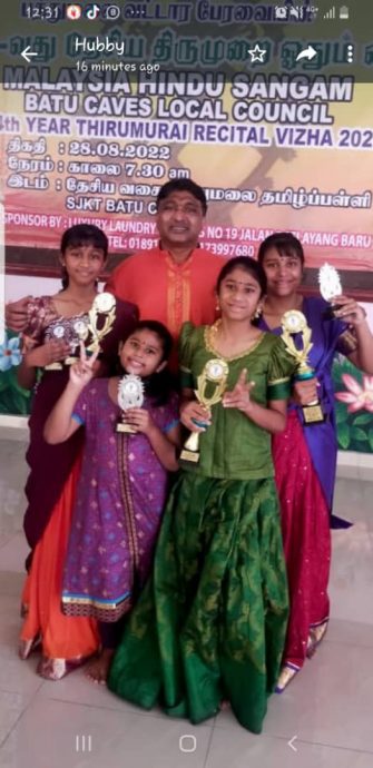 《我们》/印裔父亲的教育选择--不是让她们变成华人 而是成为世界公民