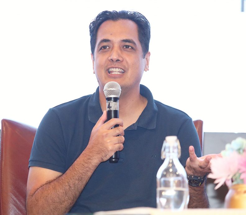 《我们》/和谐不只在线下,社媒时代的数位共融之路