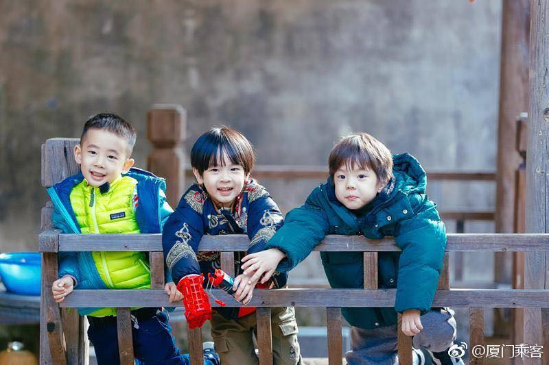 《爸爸去哪儿》3兄弟运动大比拼 刘畊宏忧被“修理”