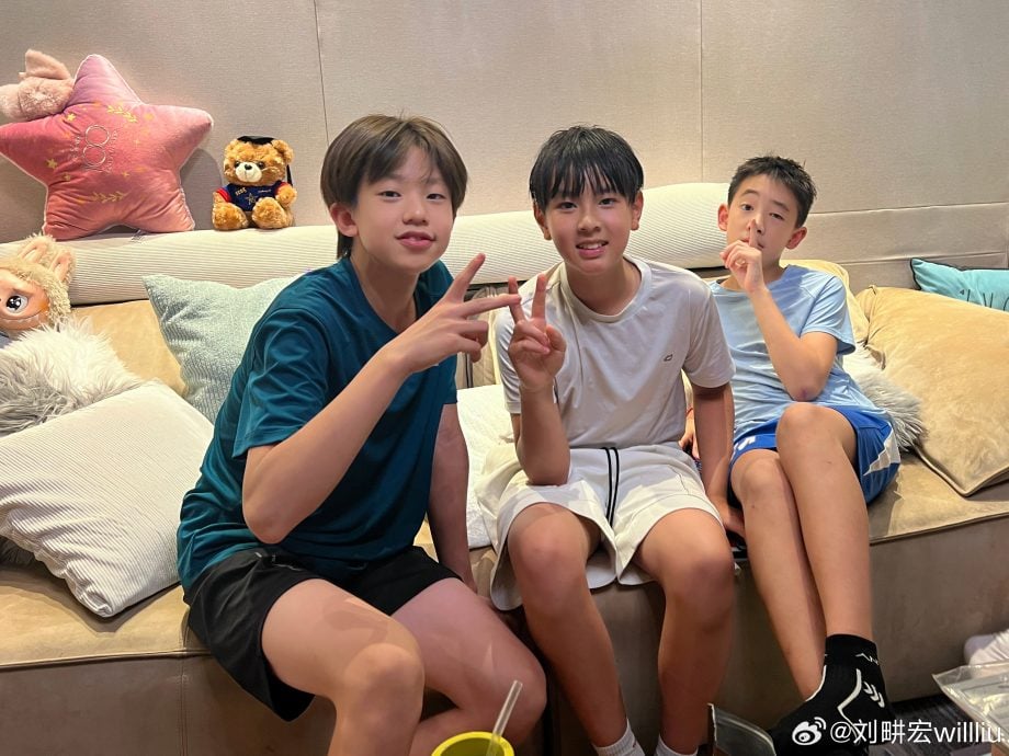 《爸爸去哪儿》3兄弟运动大比拼 刘畊宏忧被“修理”