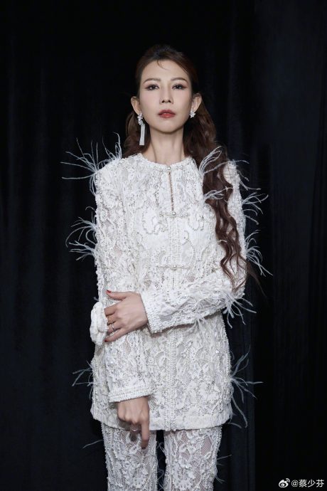 《风华背后》曾传难产落实开拍 蔡少芬回巢与汪明荃朱茵斗戏