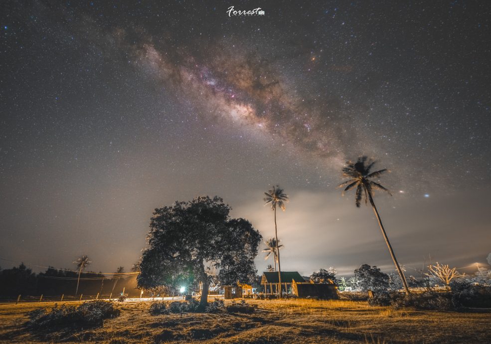 【乐活频道】：（8月28日刊）一闪一闪亮晶晶，张捷明透过相机“追星”，成为“摄星人”