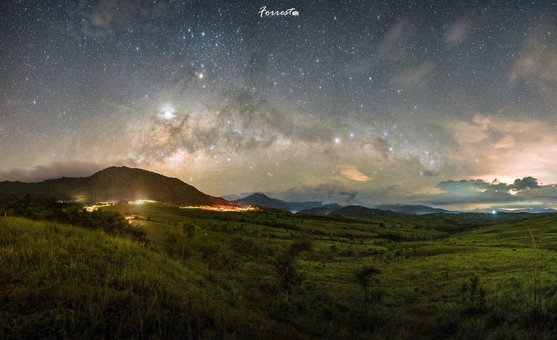 【乐活频道】：（8月28日刊）一闪一闪亮晶晶，张捷明透过相机“追星”，成为“摄星人”