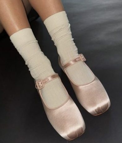 【芭蕾风时尚/02】悄然融入时尚穿搭品 Balletcore美学无所不在