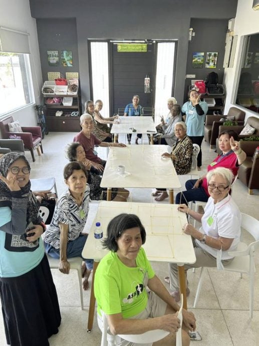 【非一般陪伴者/02】我们是陪吃陪聊陪玩陪逛,让长者不再孤单──奥丽莎乐龄照护中心