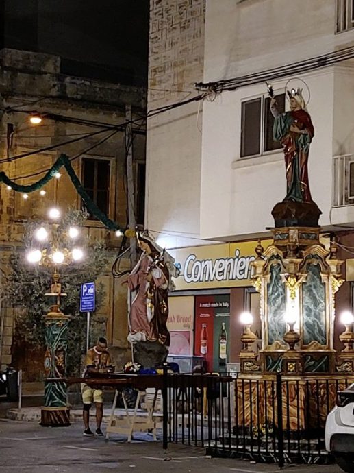 【马耳他】每平方都有一座教堂──马耳他的游神活动