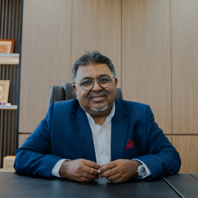 (上网EMBARGO至6日)阿末里查受委新任马来亚铁道公司董事会主席