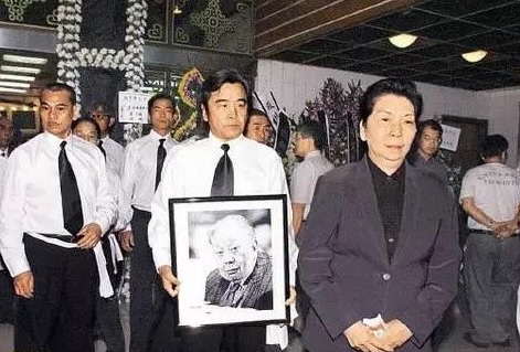 与狄龙均否认不和 姜大卫:没来往而已