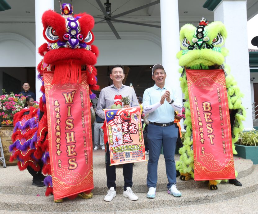 世华媒体高尔夫球赛所有文/明天1/8下版