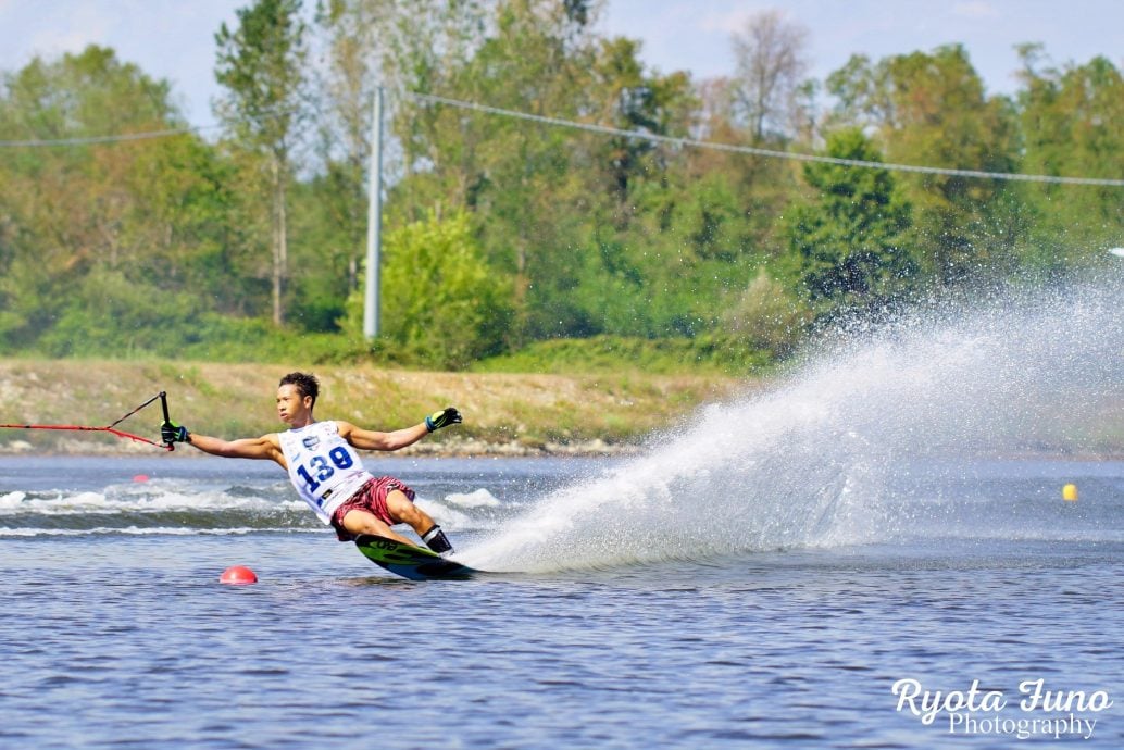 世界滑水赛男子组障碍竞速  艾登刷全国纪录
