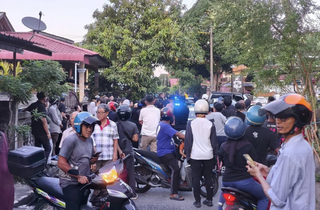 东(已签):本市哥本苏丹街头昨天傍晚上演“警匪追逐”戏码，引发热议！